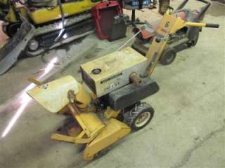 This  Auction is for an Allis Chalmers Sno Bee