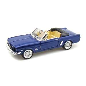  1965 Ford Mustang Convertible 1/24   Blue Toys & Games