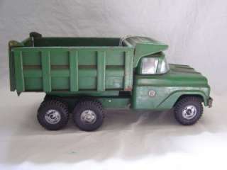   Hydraulic Dump Truck Collectible Toy Pressed Steel Antique Rare  