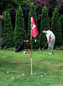 Backyard Golf Flagstick Pole & Cup Putting Golf Hole Putting Green 