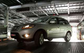   + Hyundai Santa Fe Chrome Rear Door Grip Molding Trim Ganish  