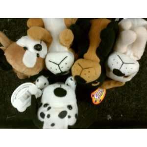  Cuddly Cousins Puppies (4 Designs Vary) Toys & Games