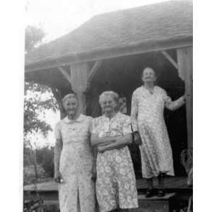   Minnie Smith, Mrs. Elizabeth Fulks, at Mrs. Elizabeth Fulks, Stanton