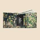   REALTREE TRIFOLD WALLET Hunting Camouflage Clothing Clothes Gear