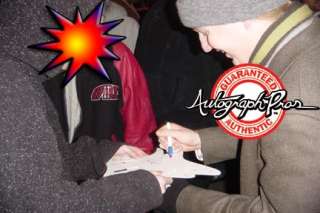 Les Paul Eric Johnson + Music Artists Signed Guitar 9 Signatures UACC 