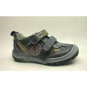 Beeko Palagamo Shoes (Kids Size 10) 