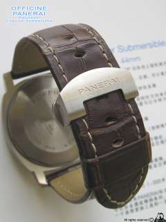  PANERAI SUBMERSIBLE PAM25 TITANIUM WATCH with DP Clasp Boxes Papers